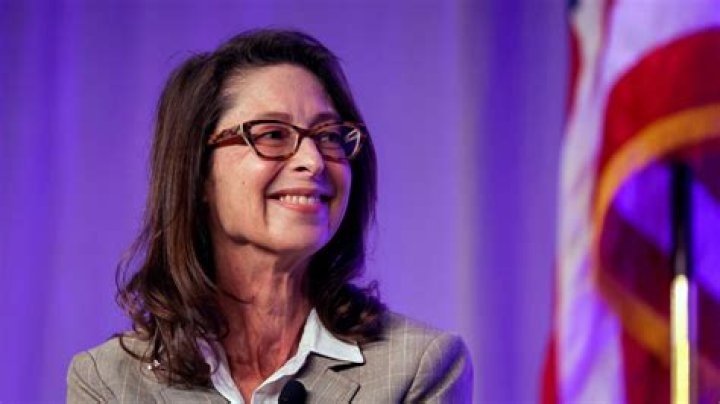 Abigail Johnson Bio, Edward Johnson III daughter, age, family, net worth