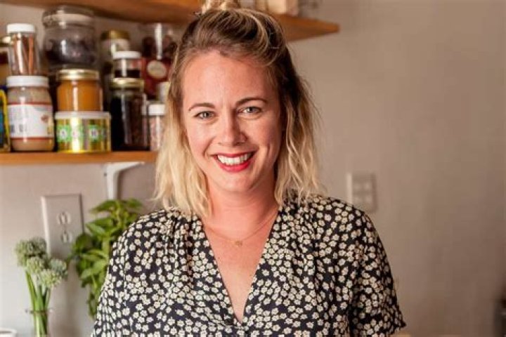 Alison Roman Says She Doesn’t Aspire To What Chrissy Teigen Has Done With Her Culinary Career