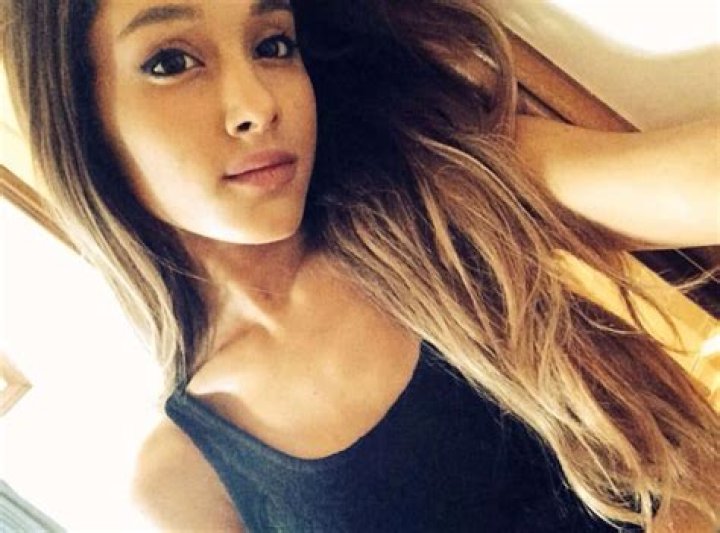 Ariana Grande Drops New Song And Fans Think She’s Firing Shots At Pete Davidson