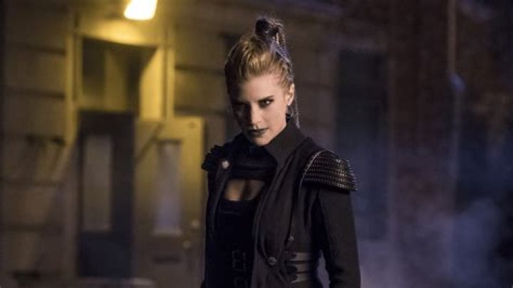 ‘Arrowverse’ star Katee Sackhoff desperately wanted to return in ‘The Flash’