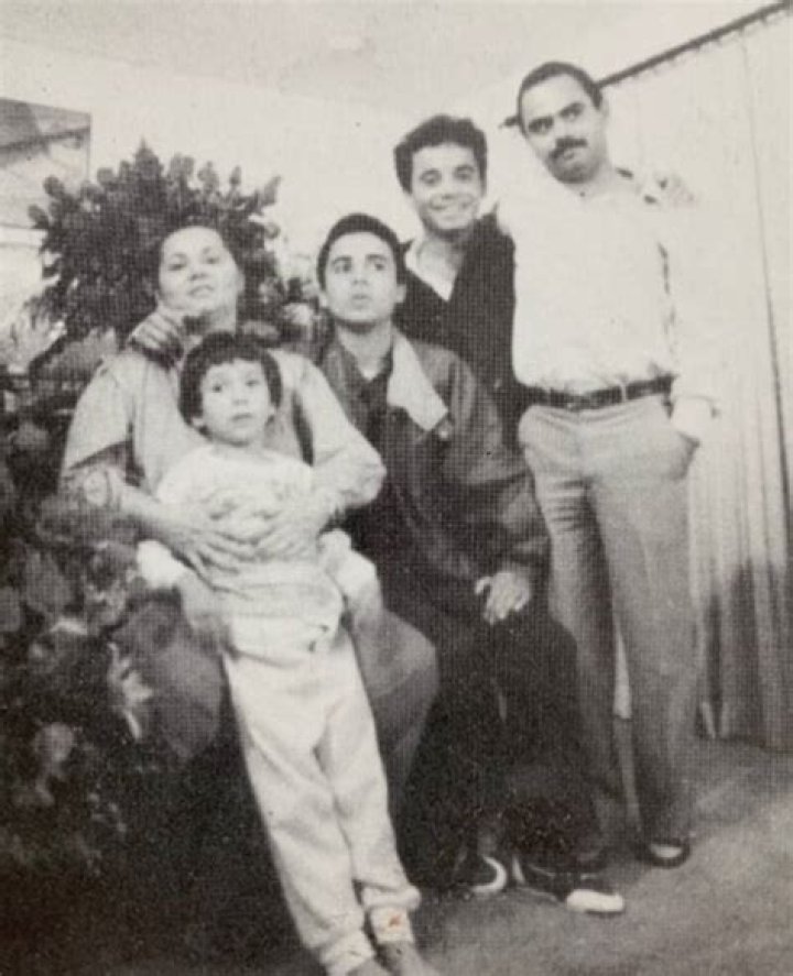 Chencho Corleone family, wife, children, parents, siblings
