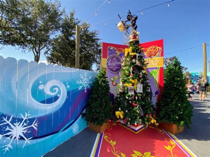 Does Disney Springs have an arcade? – Celebrity