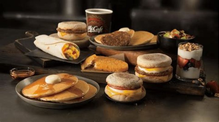 Does McDonald’s serve breakfast all day? Answered