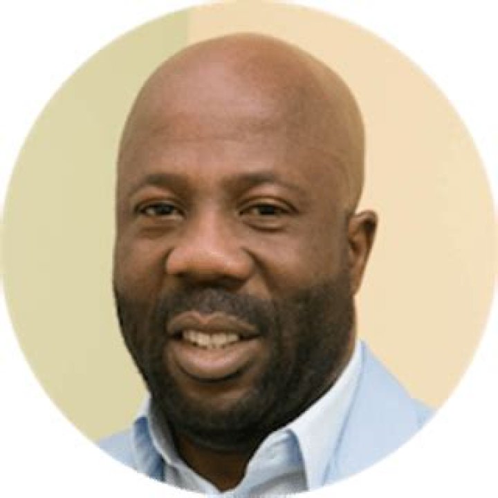 Dr. Adebayo Bademosi, MD – Chicago, IL