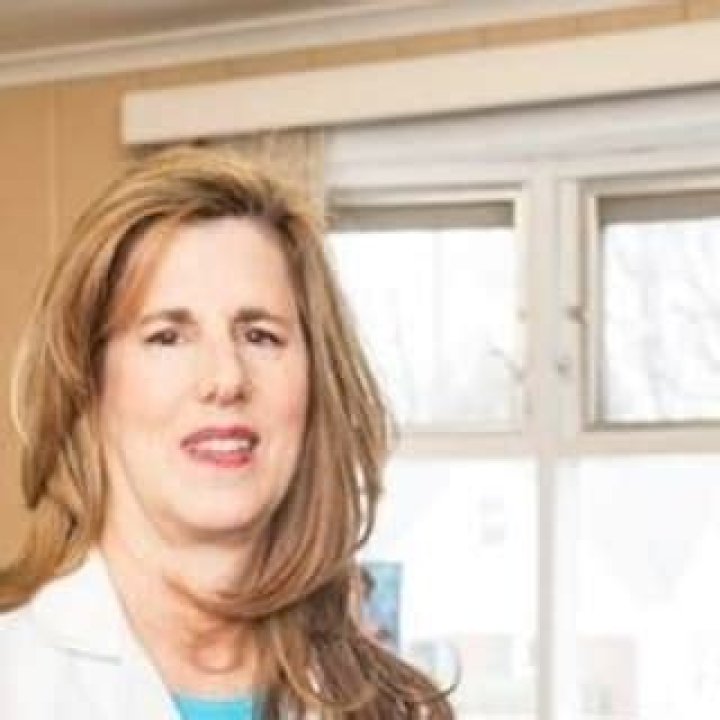 Dr. Alexis Young, MD – Paramus, NJ