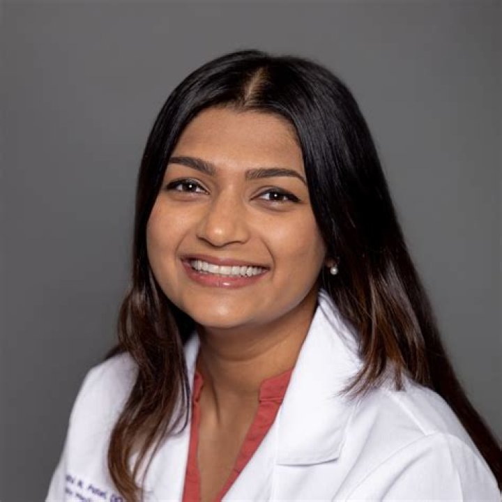 Dr. Nidhi Tiwari, MD – Aurora, IL