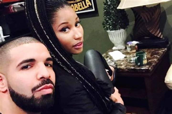 Drake Spends Some Time In Nicki Minaj’s Studio And Fans Go Crazy With Excitement
