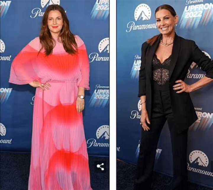 Drew Barrymore in the perfect summer party dress at the 2022 Paramount premiere