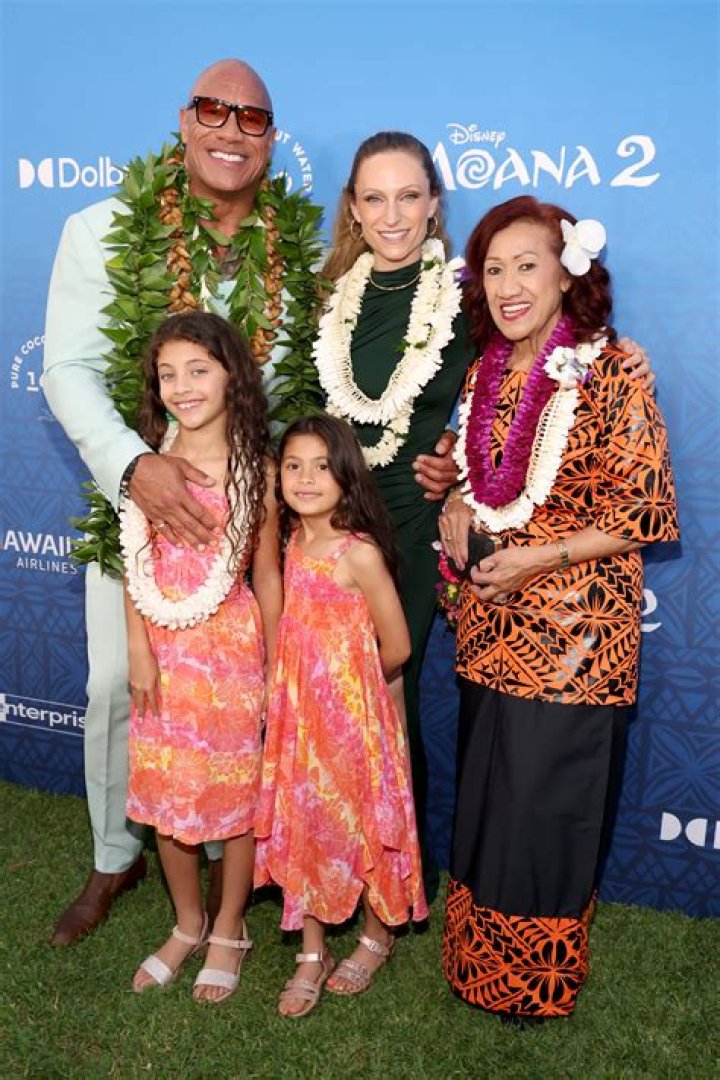 Dwayne Johnson family, wife, children, parents, siblings