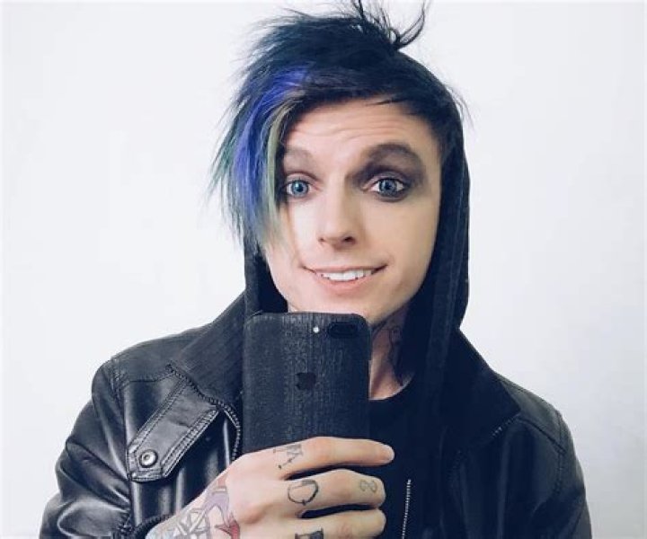 Hair Jordan - Bio, Facts, Family Life of YouTuber