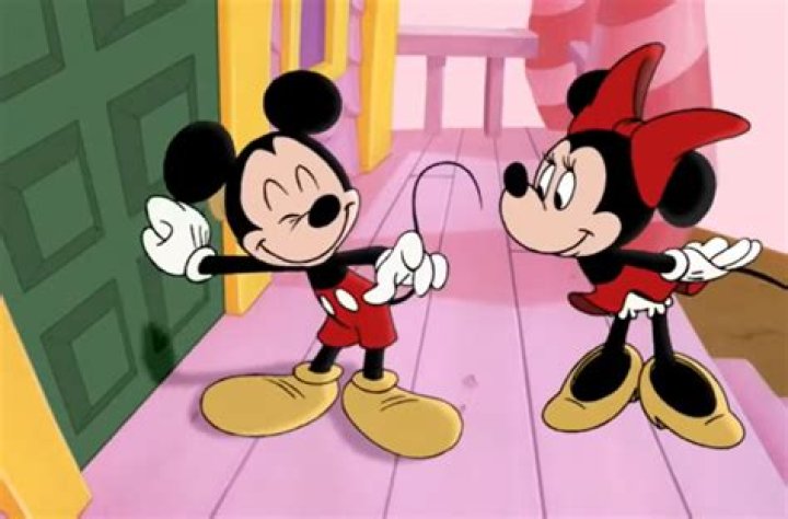 How do you call Oswald in Epic Mickey 2? – Celebrity