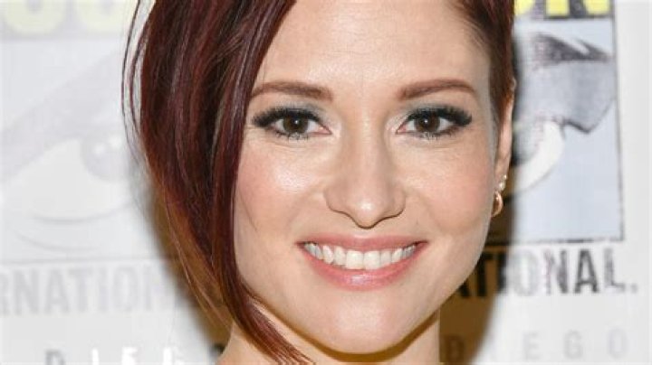 
How Much Money Does Chyler Leigh Make? Latest Income Salary
