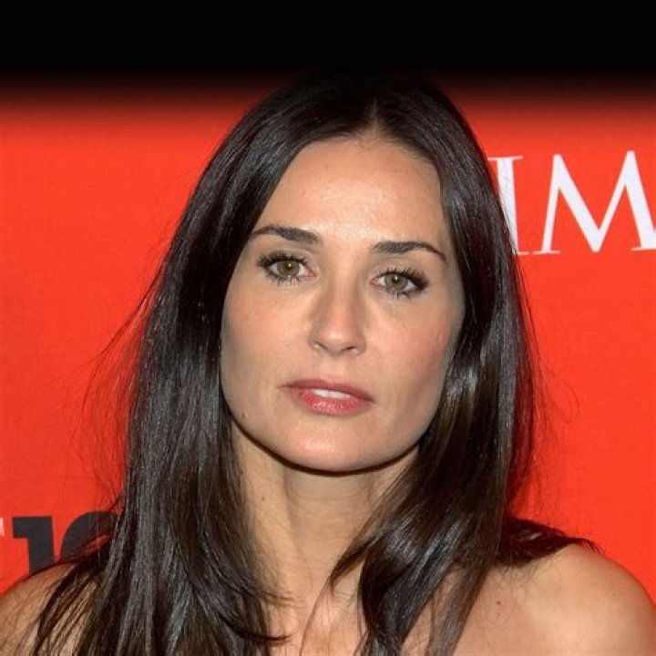 
How Much Money Does Demi Moore Make? Latest Income Salary

