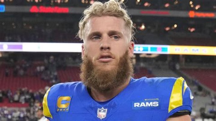 How tall is Cooper Kupp?