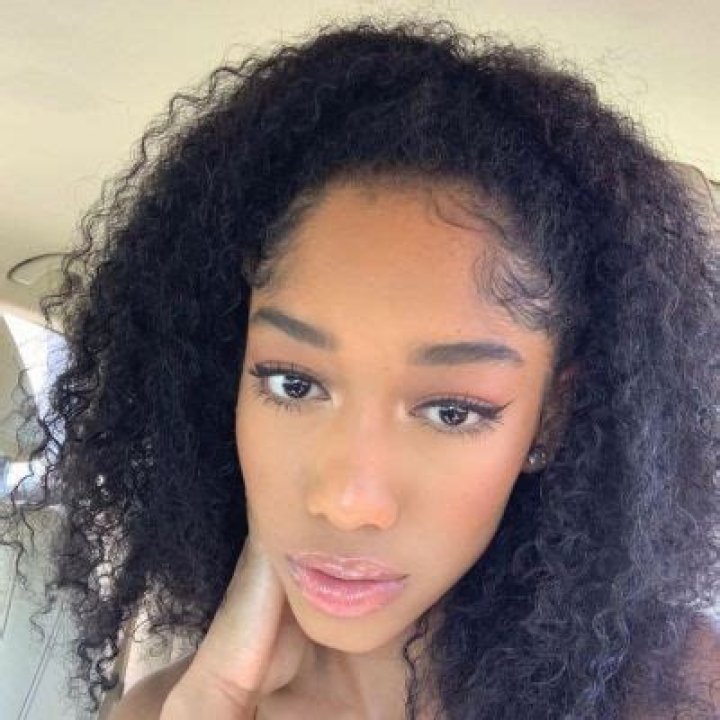 Iman Benson Net Worth