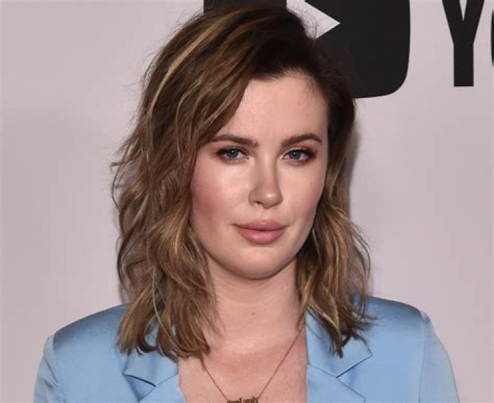 Ireland Baldwin in Bathing Suit Shares "Life Lately" — Celebwell