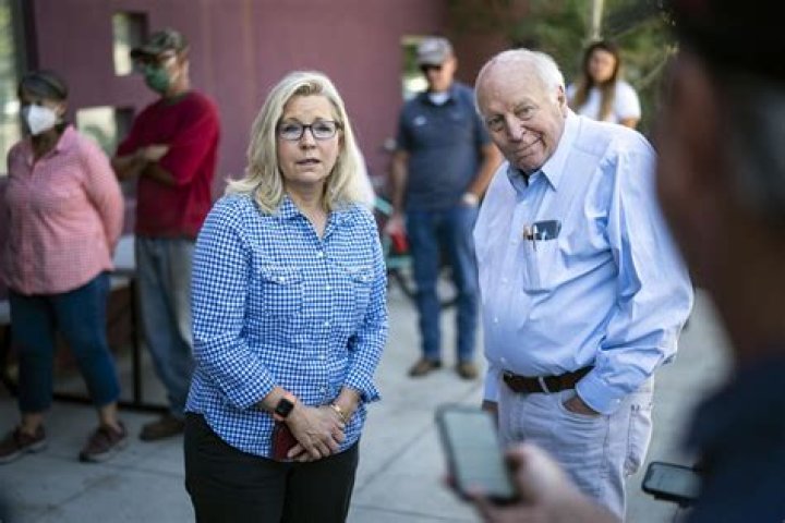 Is Liz Cheney father Dick Cheney still alive?
