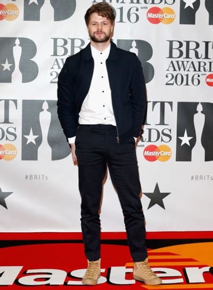 Jay McGuiness Height Weight Shoe Size Measurements Facts Family