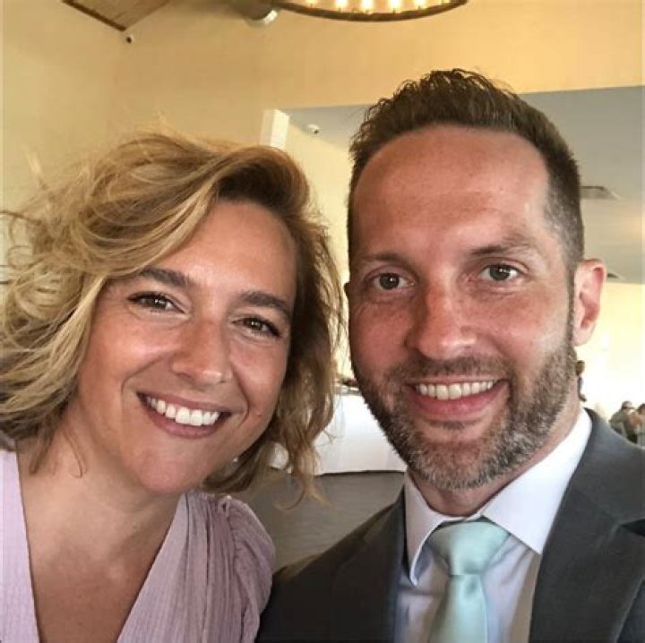 Josh Stewart Biography - Facts, Childhood, Family Life & Achievements