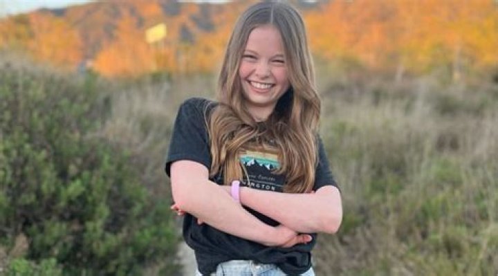 Kaylyn Slevin – Bio, Facts, Family Life of Actress, Dancer, Model