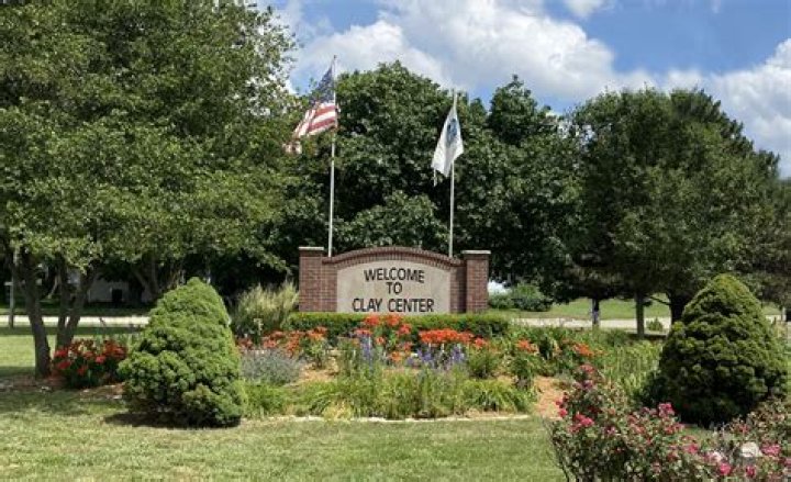 Laura Squires – Clay Center, KS