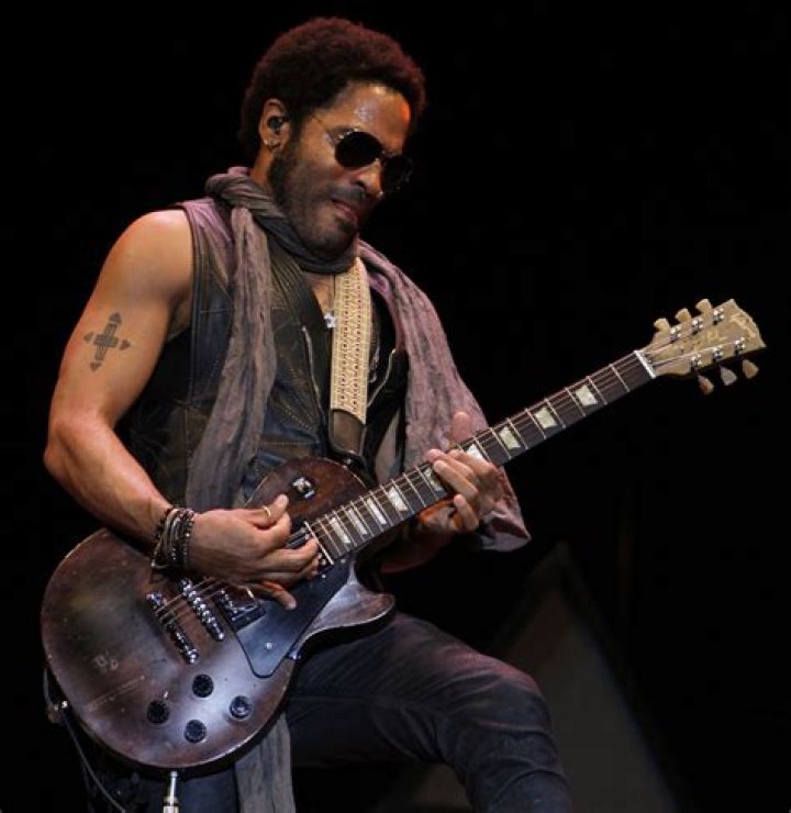 Lenny Kravitz Biography - Facts, Childhood, Family Life & Achievements