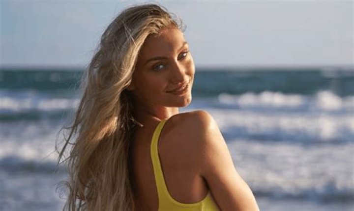 Madison Bailey Shares Swimsuit Photo, Fans Say "You're Perfect" — Celebwell