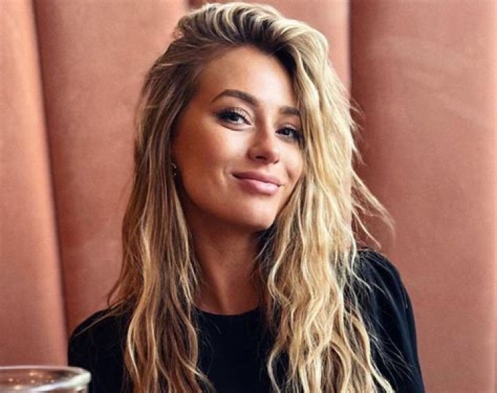 Marcelina Zawadzka in Bathing Suit Enjoys "My First Time Here" — Celebwell