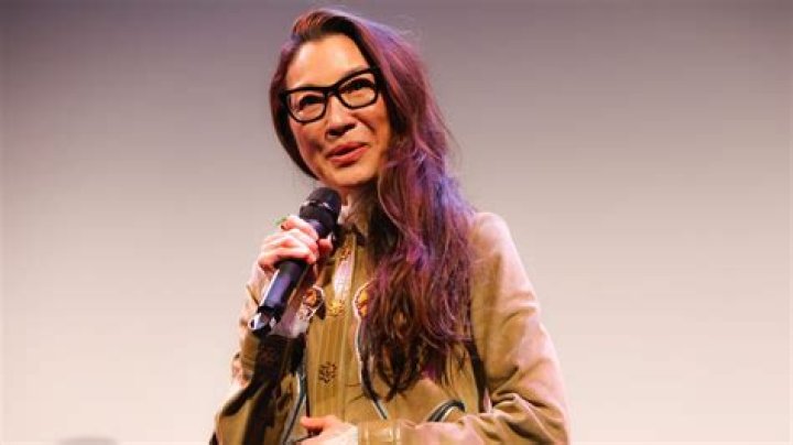 Michelle Yeoh hypes ‘Avatar 2’ and ‘genius’ James Cameron