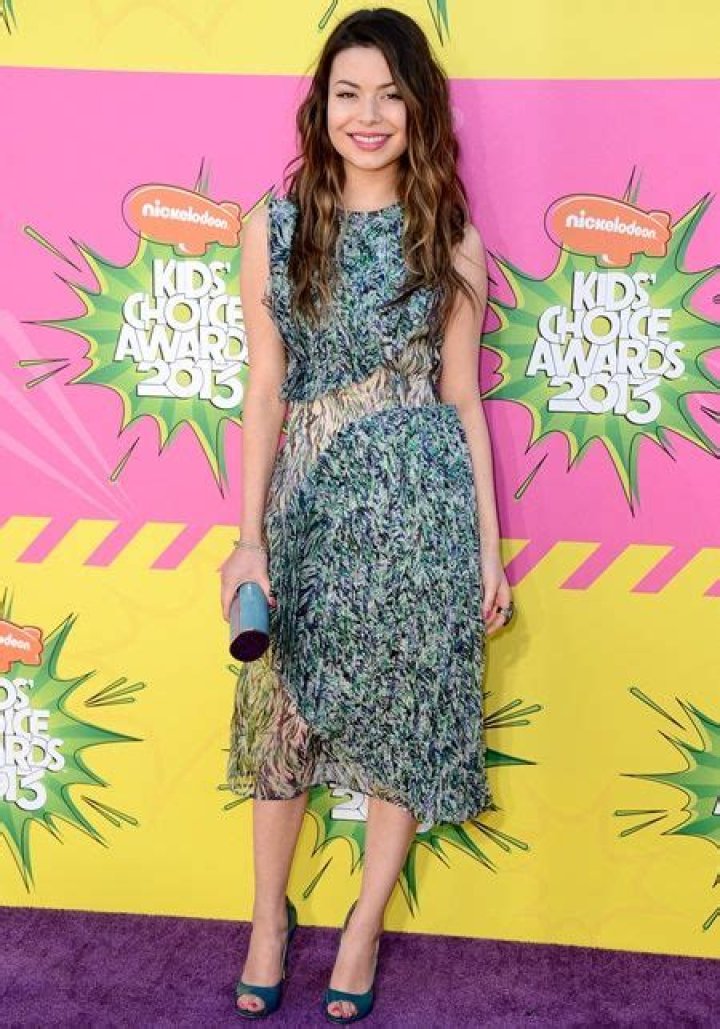 Miranda Cosgrove Body Measurements Height Weight Bra Size Vital Stats