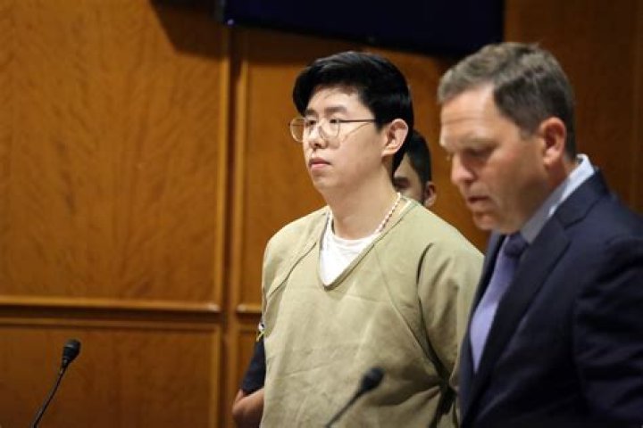 NYC Doctor Zhi Alan Cheng Wiki, Age, Wife, Ethnicity, Parents & More