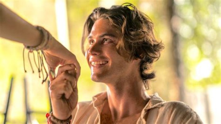 ‘Outer Banks’ star recalls absolutely bombing his ‘Stranger Things’ audition