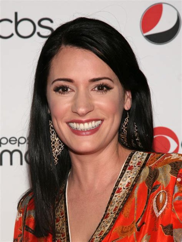 Paget Brewster – Height, Weight, Bra Size, Measurements & Bio
