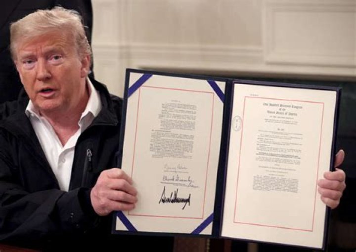President Donald Trump Slammed By Bill Pullman For Sharing Deep Fake Independence Day Video