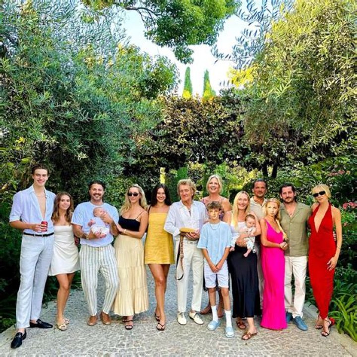 Rachel Hunter children: Renee Stewart, Liam Stewart