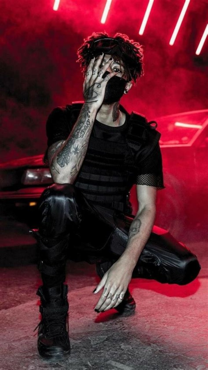 Scarlxrd (Marius Listhrop) Biography – Facts, Childhood, Family Life of British Rapper