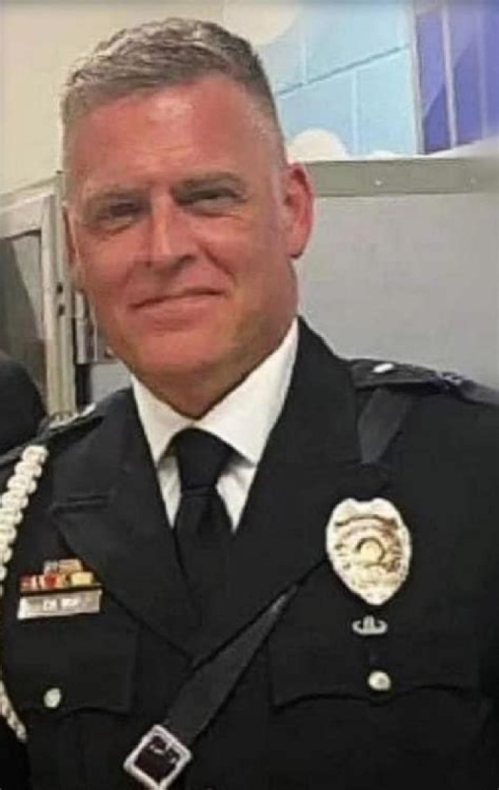 Sergeant Philip Dale Nix Wiki, Obituary, Wife, Kids, Career & More