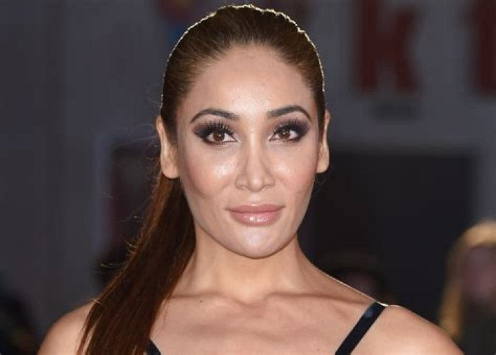 Sofia Hayat in Bathing Suit “Loves Herself” — Celebwell