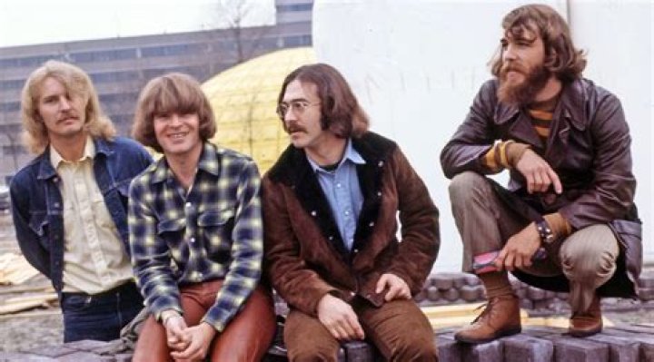 What happened to the lead singer of CCR?