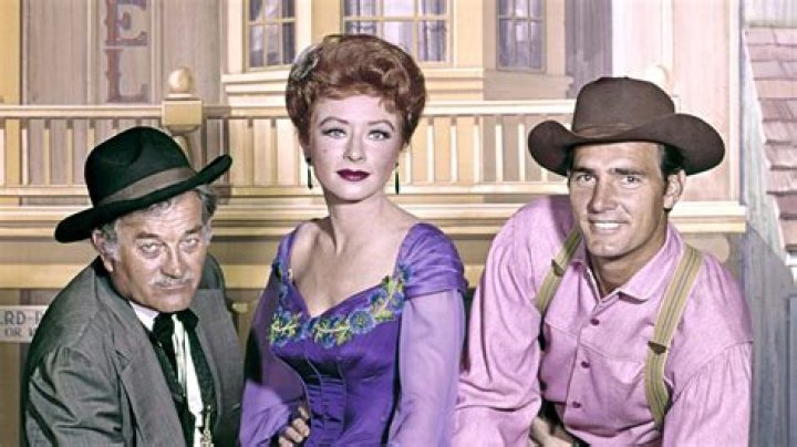 Why Did Chester Limp On Gunsmoke? – Celebrity