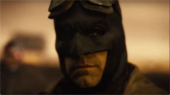 Zack Snyder Explains The Purpose Behind Batman’s Goggles In Justice League