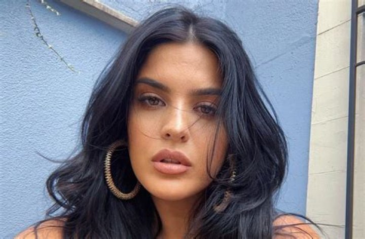 Zelma Cherem in Bathing Suit Hits the "Sauna" — Celebwell